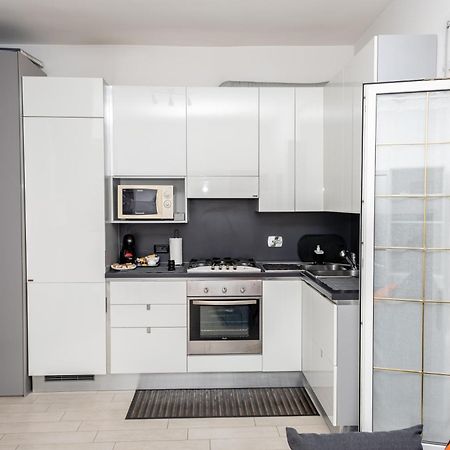 Fiumicino Business&Vacation Apt Wifi Екстер'єр фото