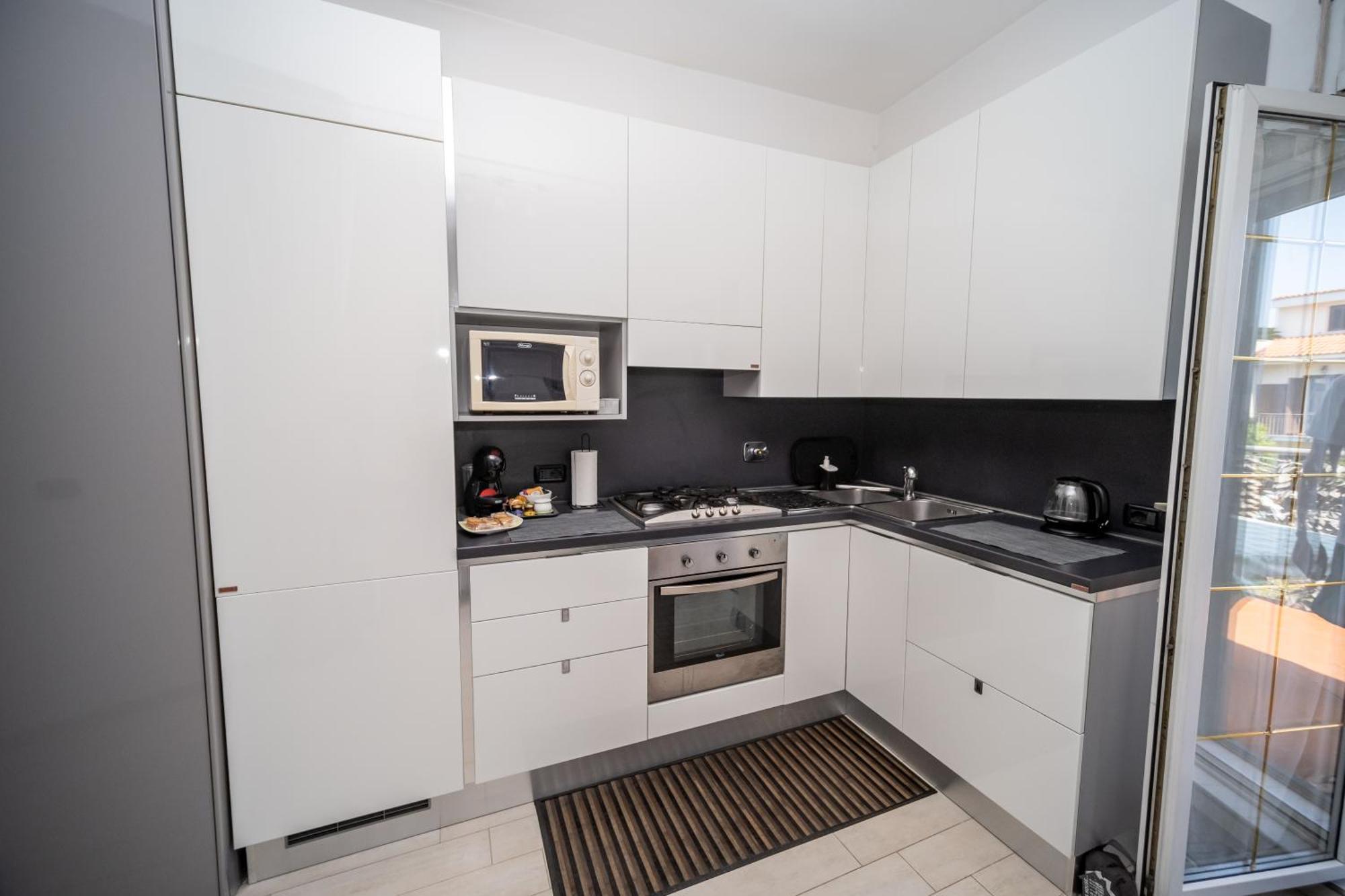 Fiumicino Business&Vacation Apt Wifi Екстер'єр фото